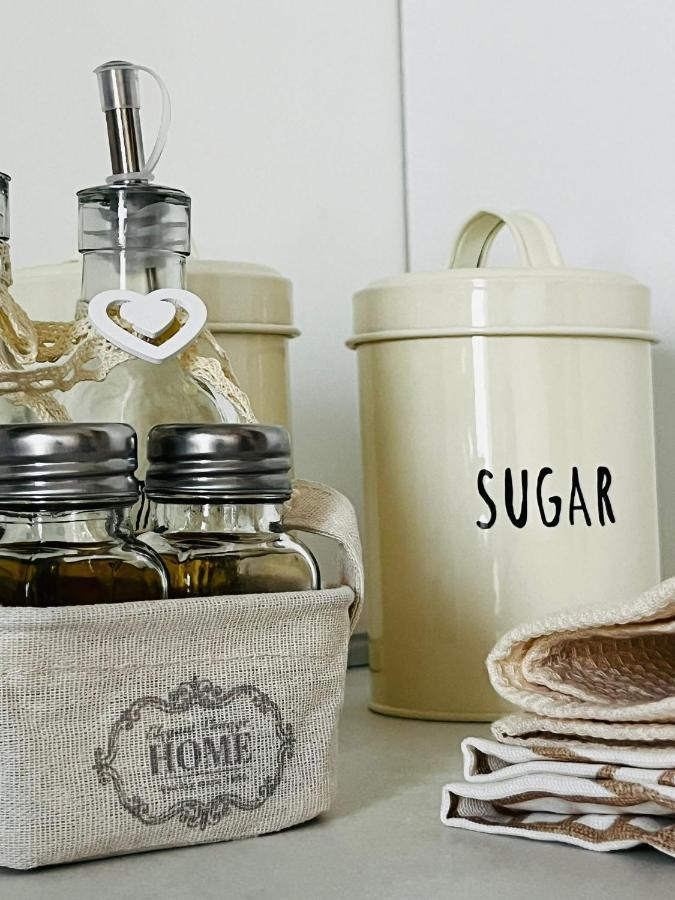 Shuby Home San Pietro Vernotico Eksteriør billede